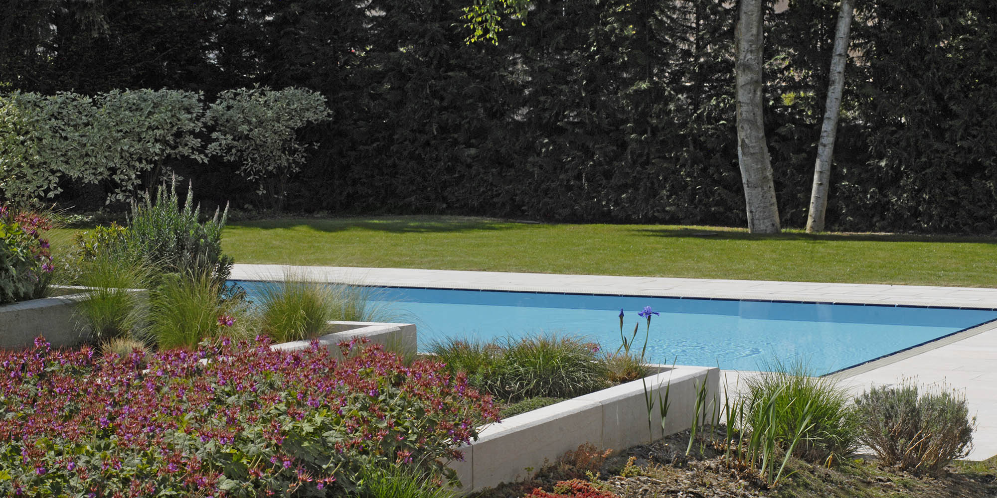 Abord de piscine